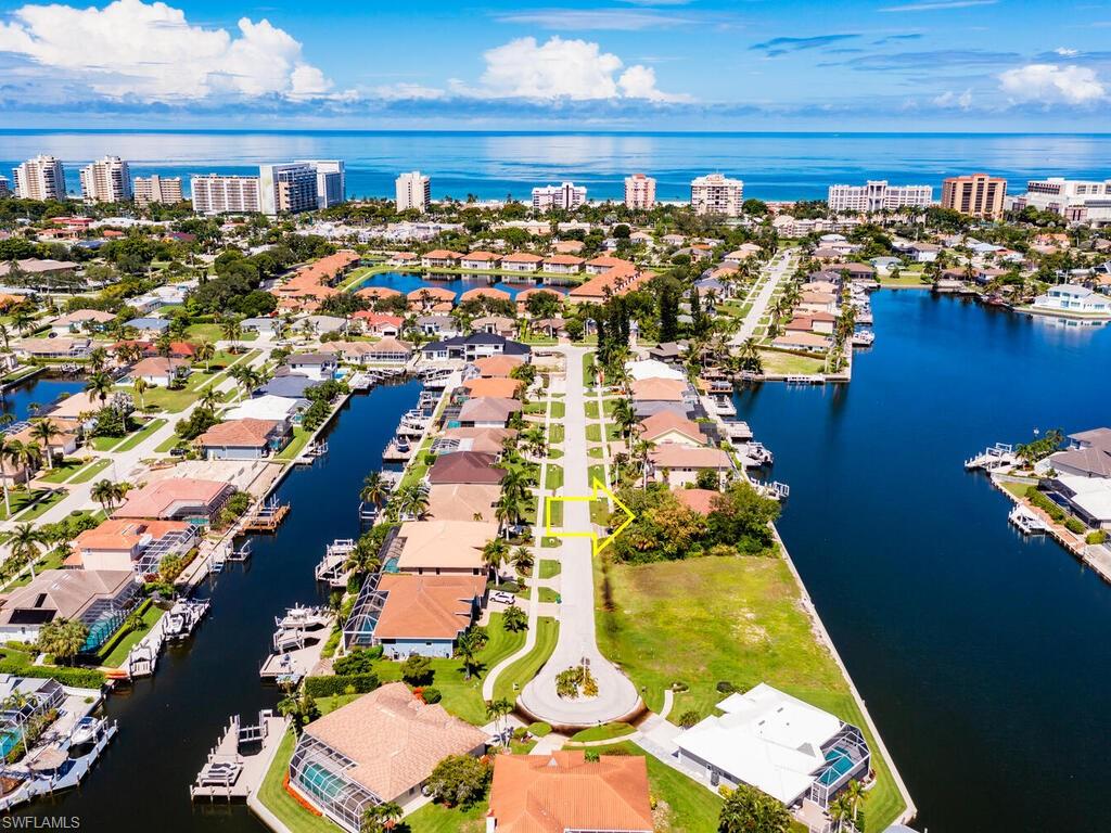 1160 Twin Oak CT