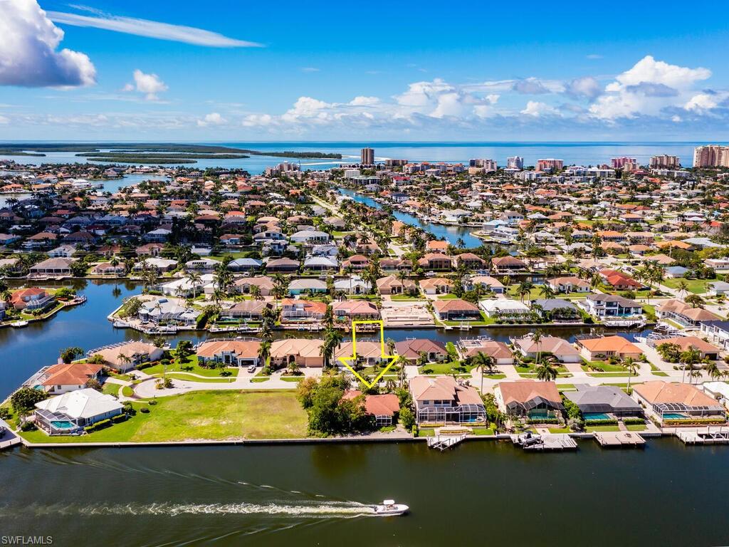 1160 Twin Oak CT