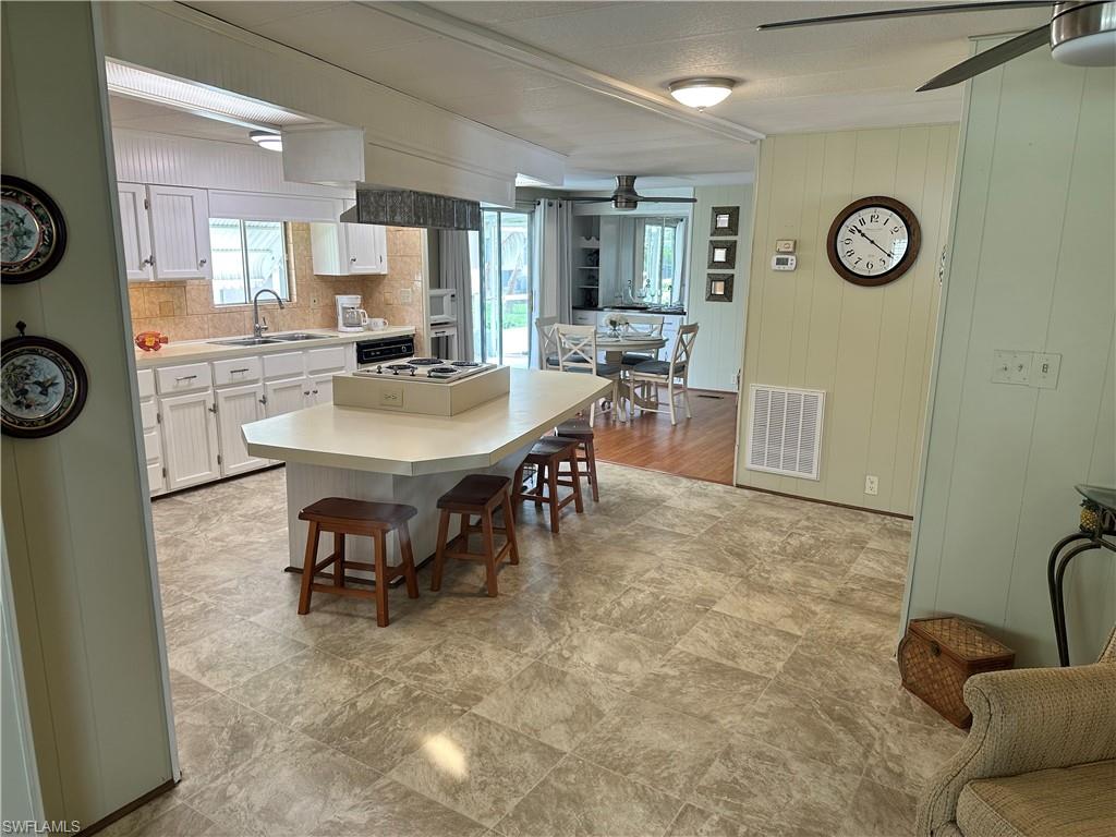 220 Pine Key LN # 209