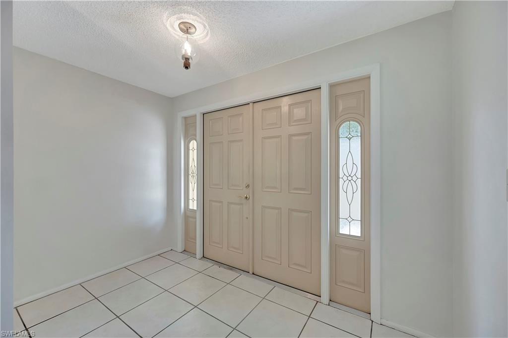 2377 Outrigger LN