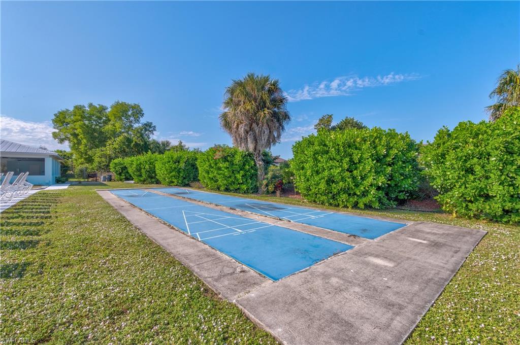 2377 Outrigger LN