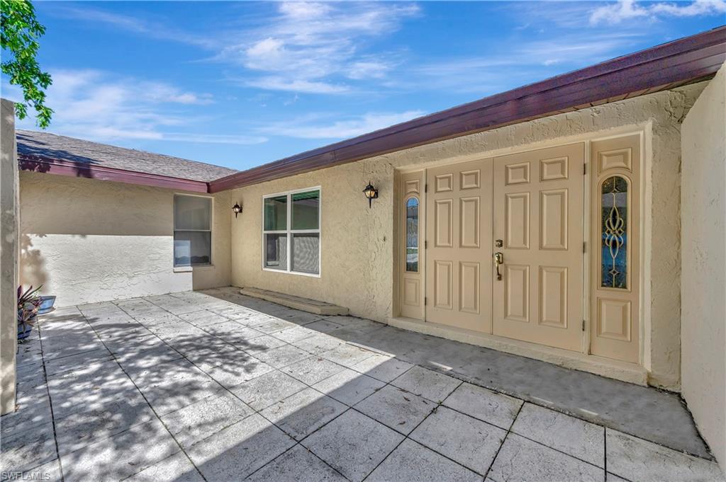 2377 Outrigger LN