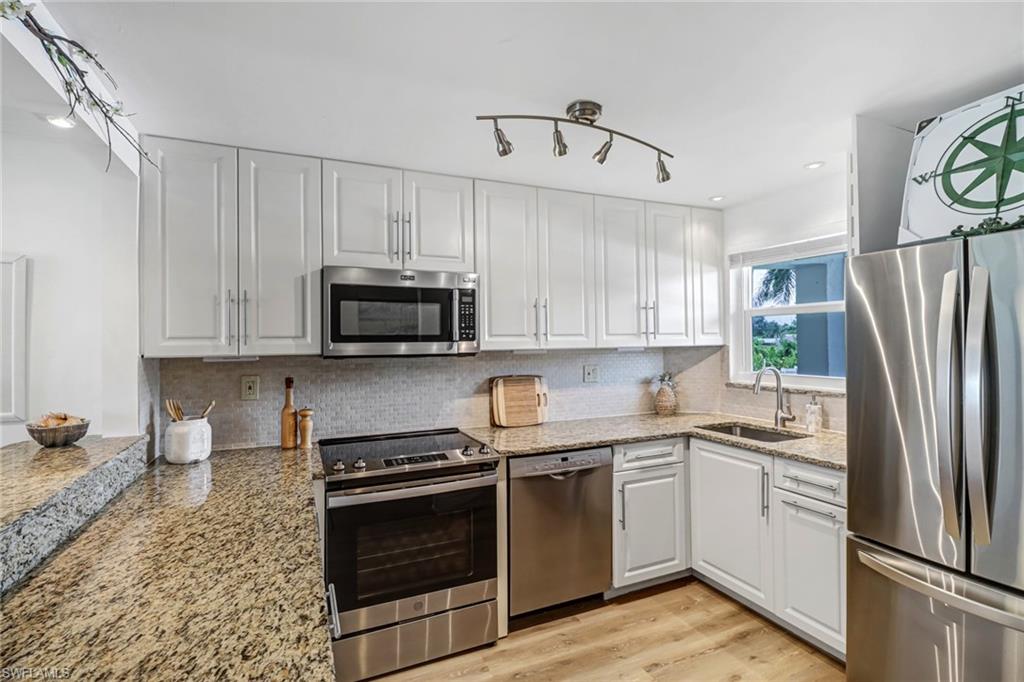 21 High Point CIR E # 208