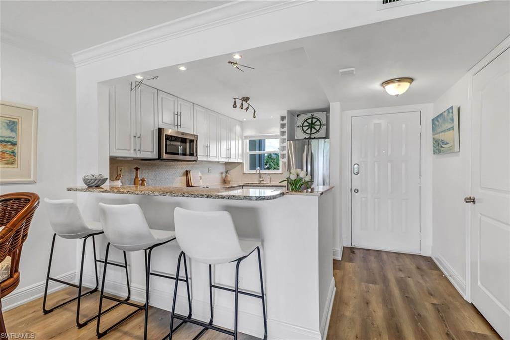 21 High Point CIR E # 208