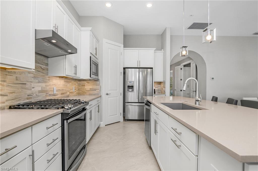 19169 Aqua Shore DR