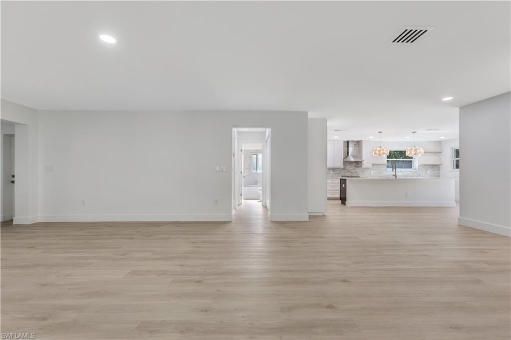 4465 Mariner RD