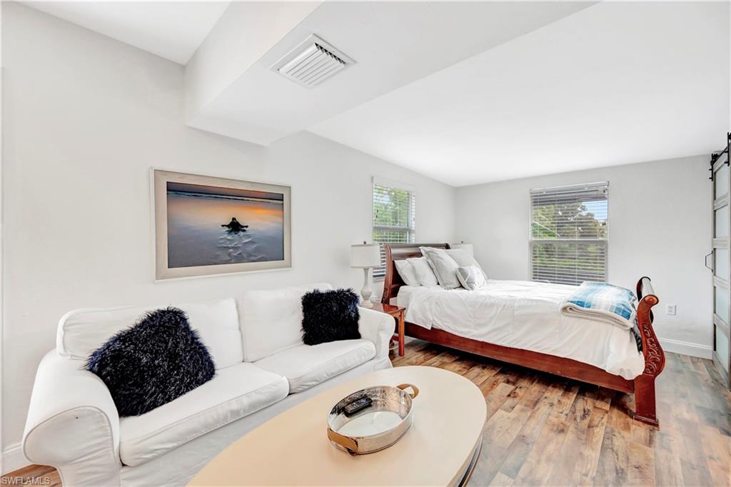802 8th CT W