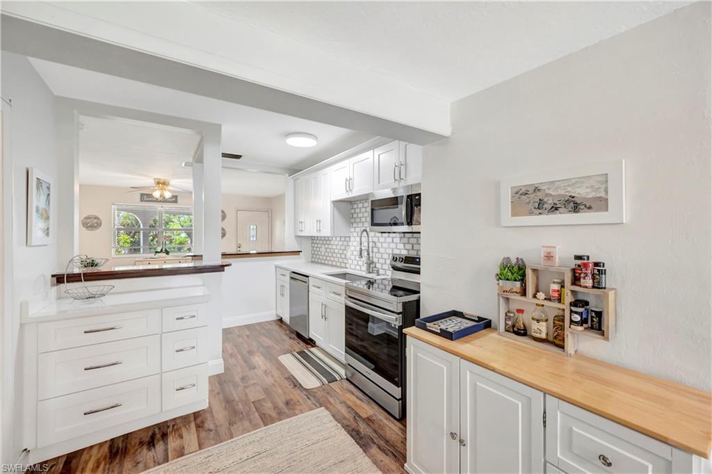 802 8th CT W