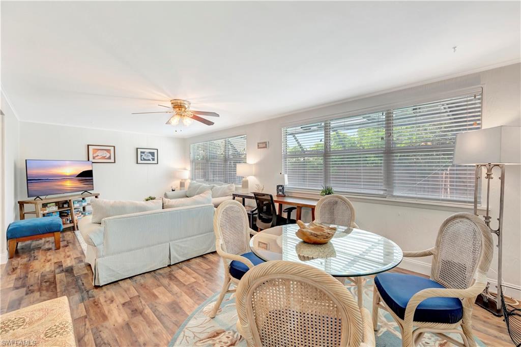 802 8th CT W
