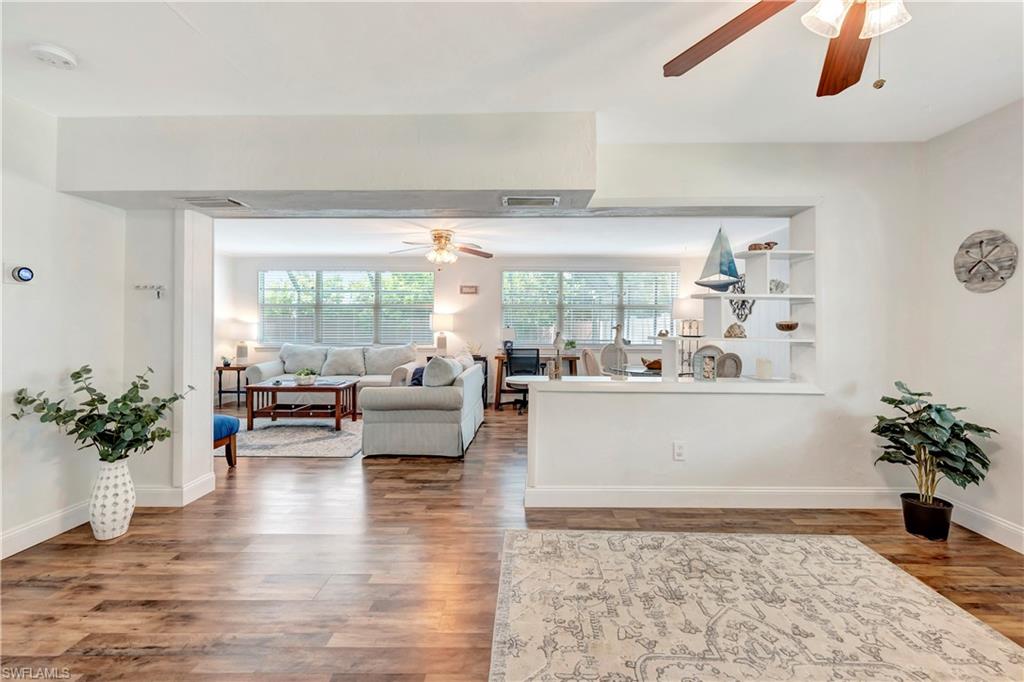 802 8th CT W