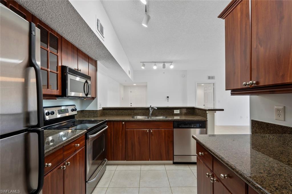 1830 Florida Club CIR # 4202