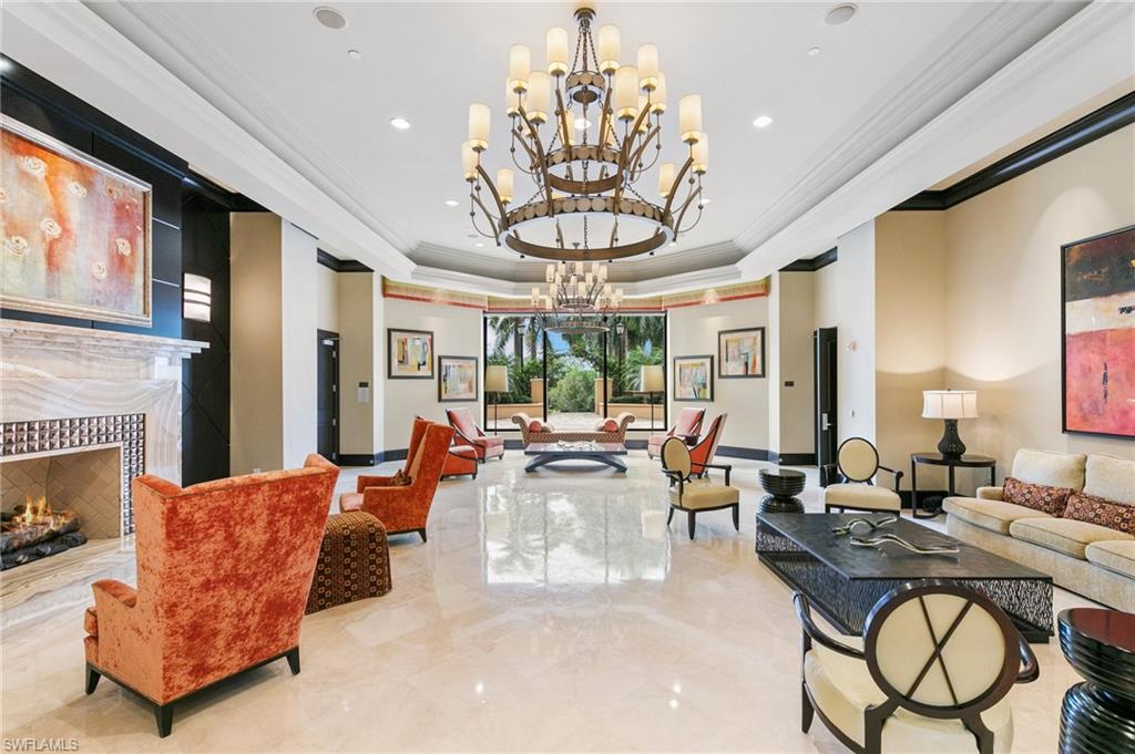 1050 Borghese LN # 402