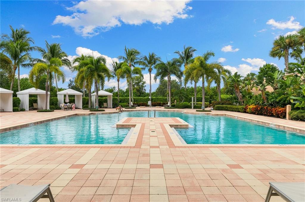 1050 Borghese LN # 402