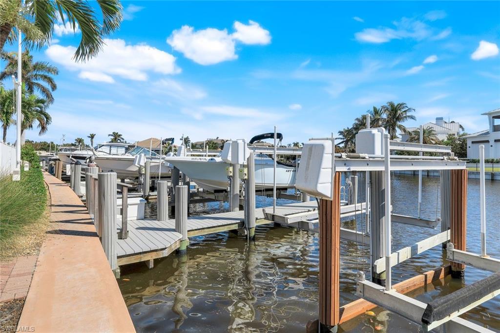 2100 Gulf Shore BLVD N # 120