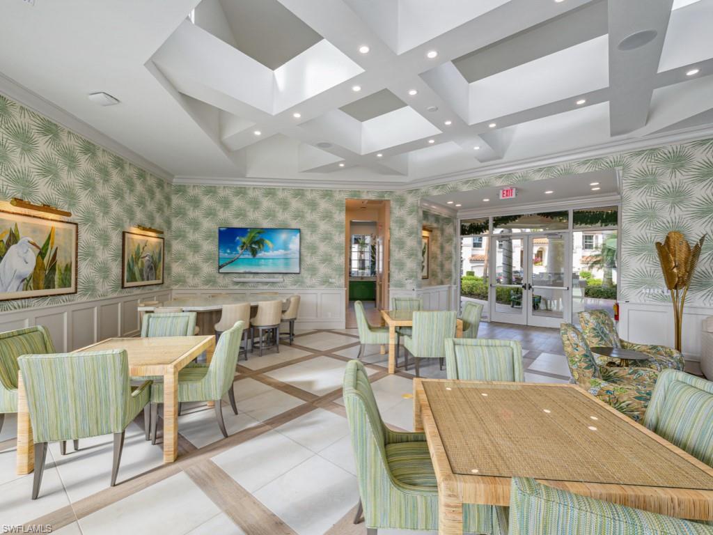 241 Colonade CIR