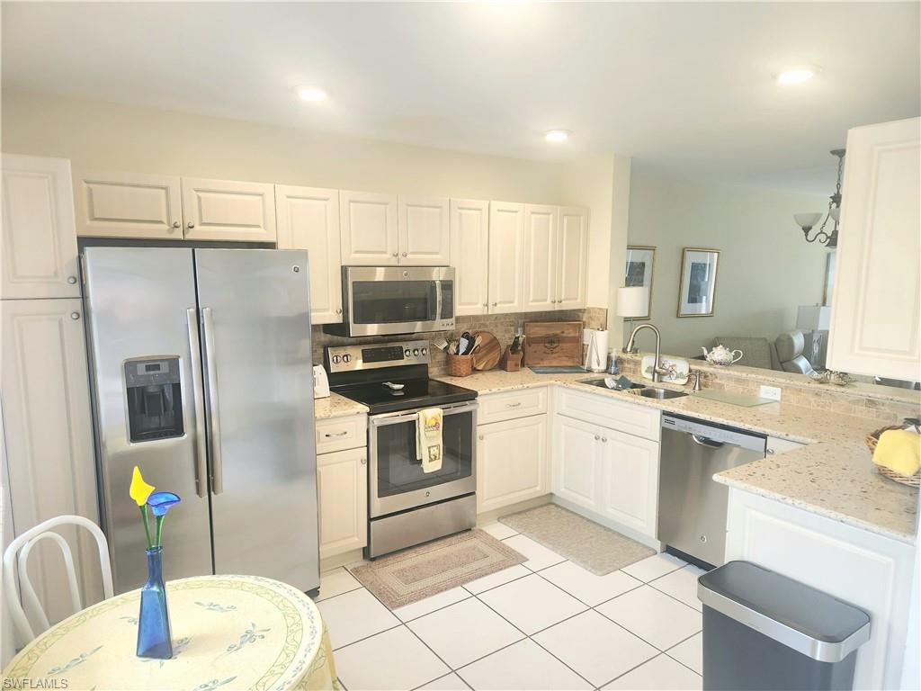 1707 Reuven CIR # 2203