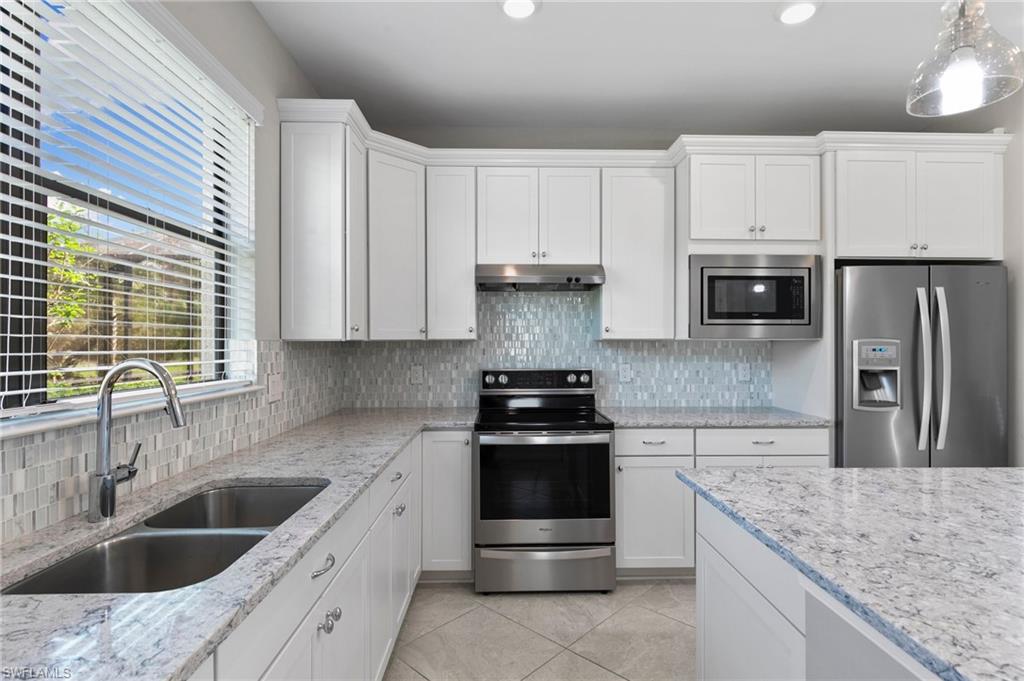 11244 Carlingford RD