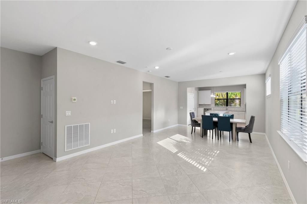 11244 Carlingford RD
