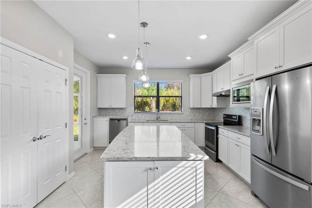 11244 Carlingford RD
