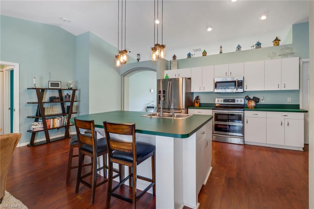 1540 16th ST NE