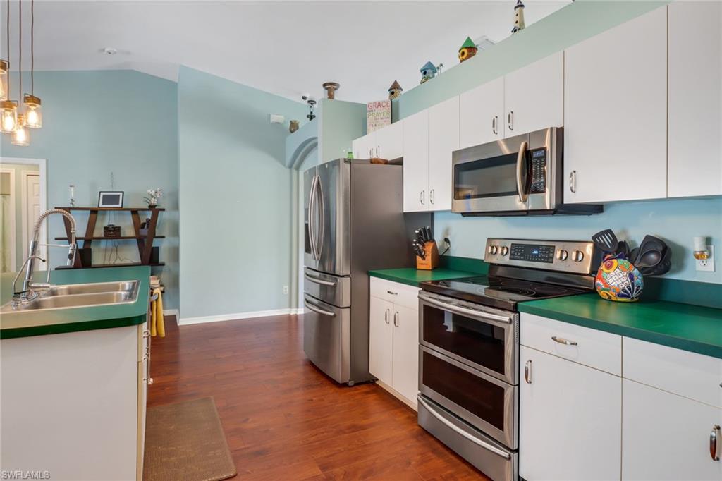 1540 16th ST NE