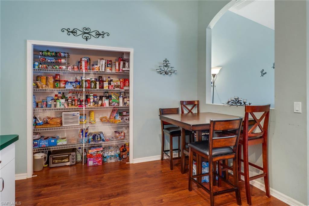 1540 16th ST NE