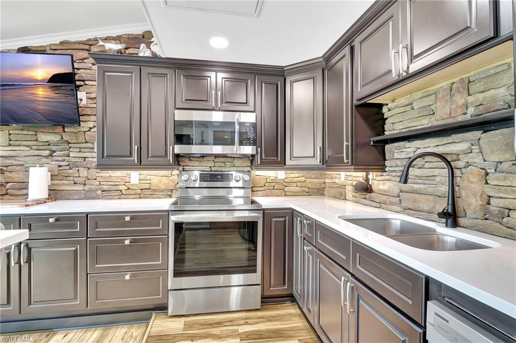 611 E PALM AVE # 35 Unit: G-35