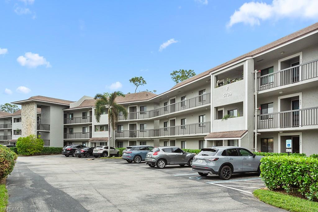 5709 Gage LN # 103 Unit: F-103