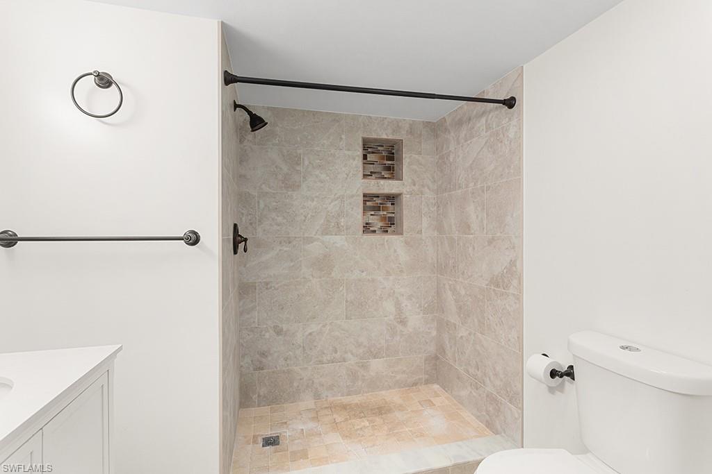 5709 Gage LN # 103 Unit: F-103