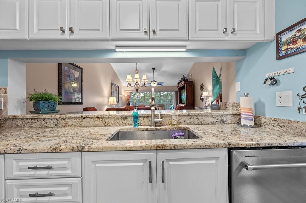 3685 Amberly CIR # D303