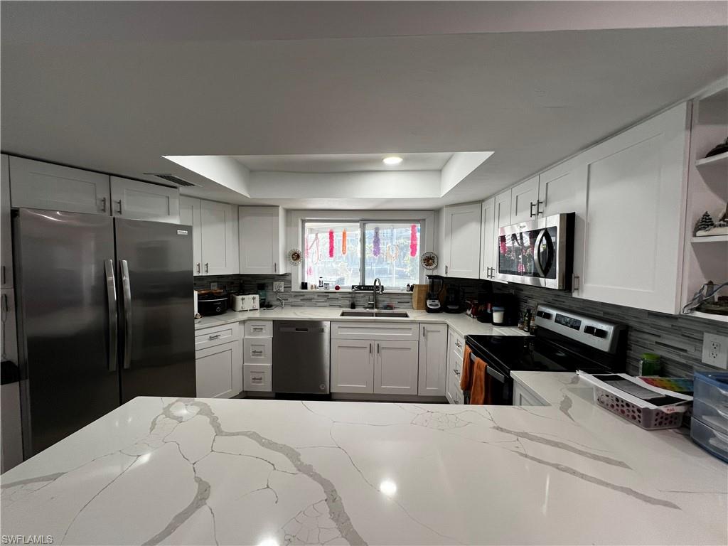 176 Heron AVE