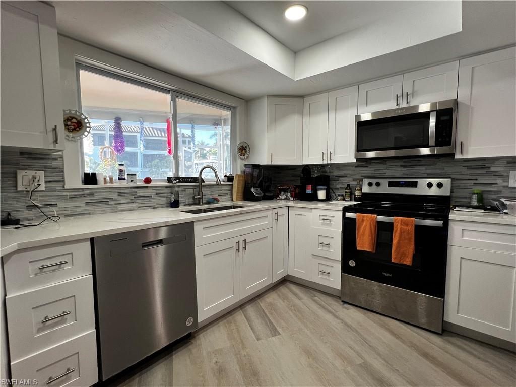 176 Heron AVE