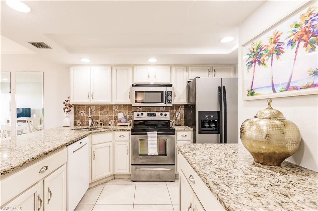 600 Neapolitan WAY # 453