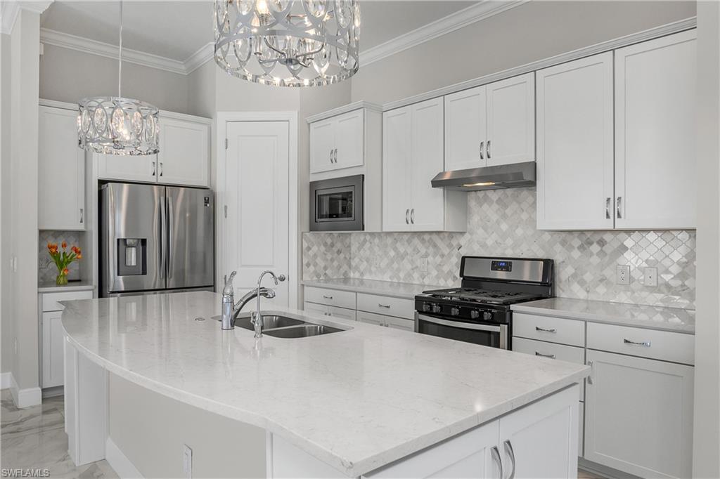 19260 Aqua Shore DR