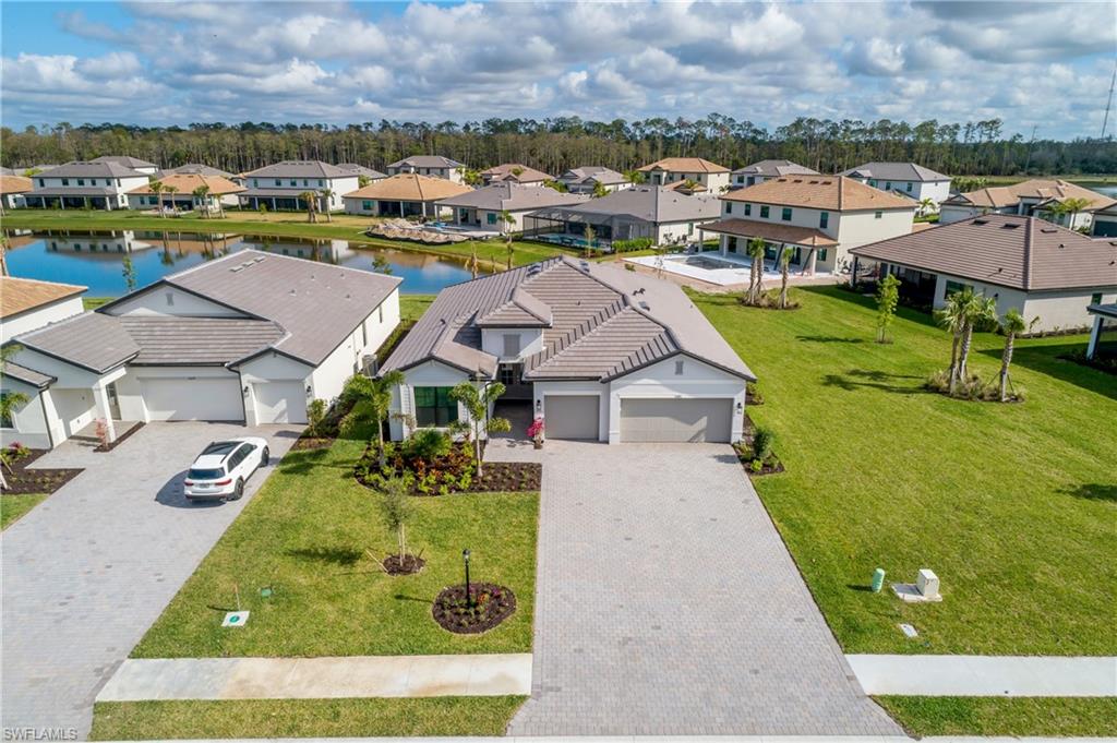 21083 Hallandale DR