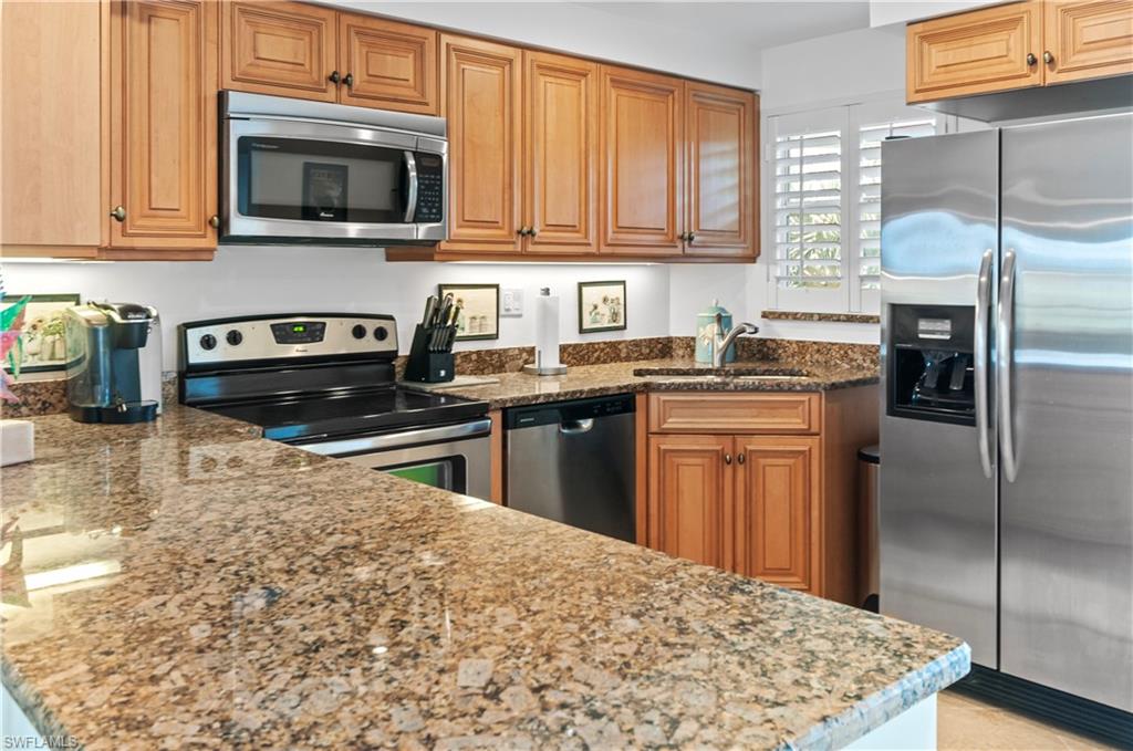 29 High Point CIR E # 106