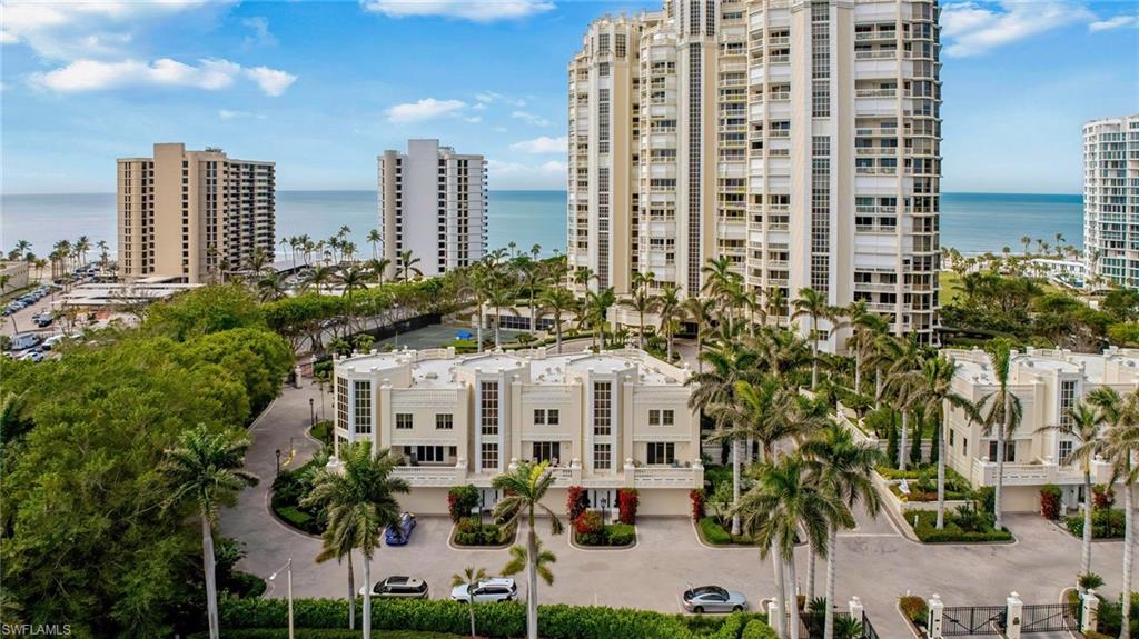 4021 GULF SHORE BLVD N # 16 Unit: V-16