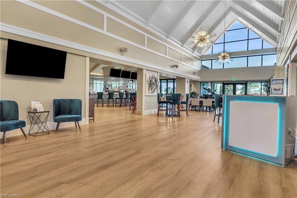 7320 Glenmoor LN # 2105