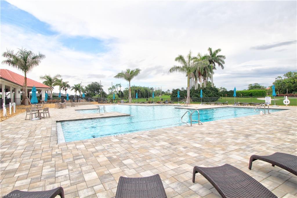 7320 Glenmoor LN # 2105