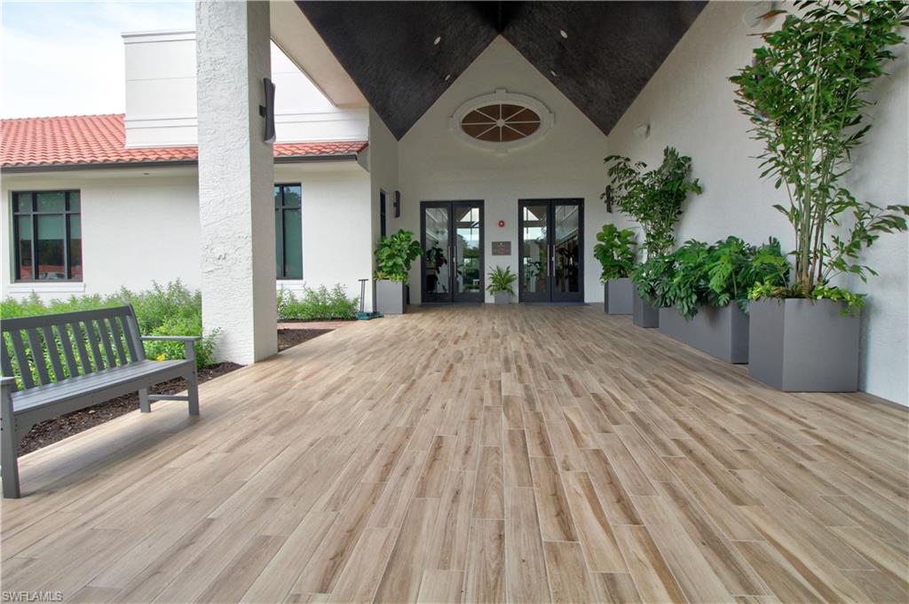 7320 Glenmoor LN # 2105