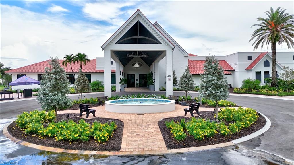 7320 Glenmoor LN # 2105