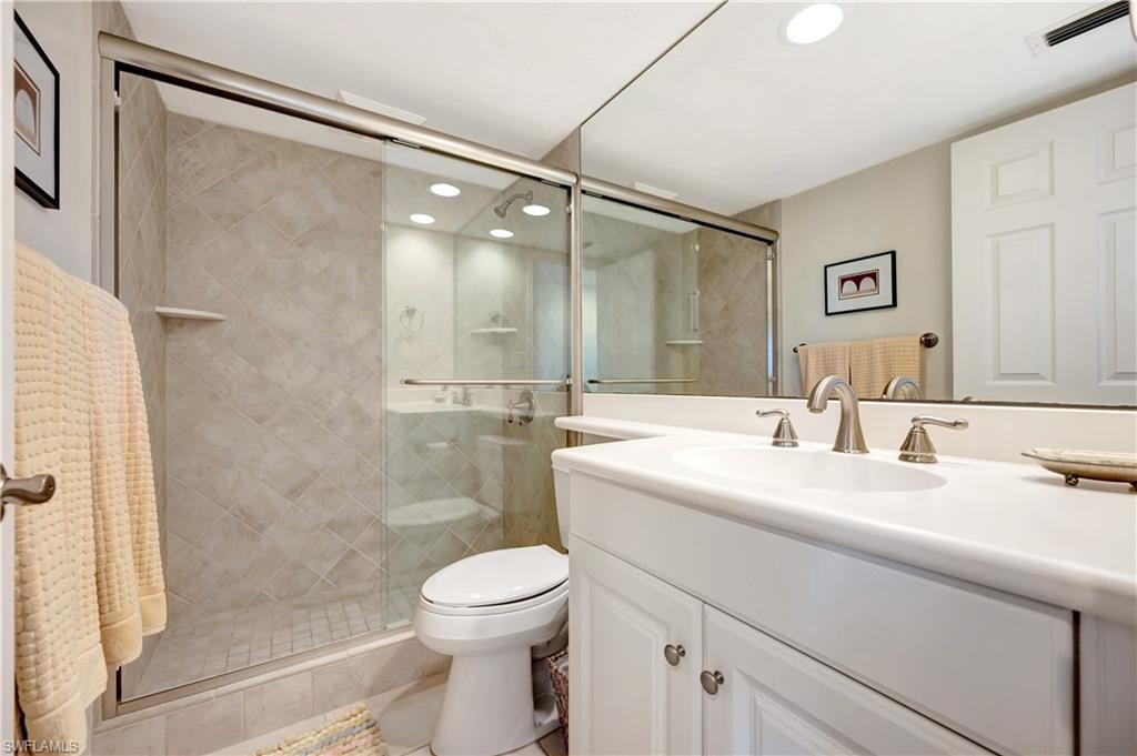 15 Bluebill AVE # 304