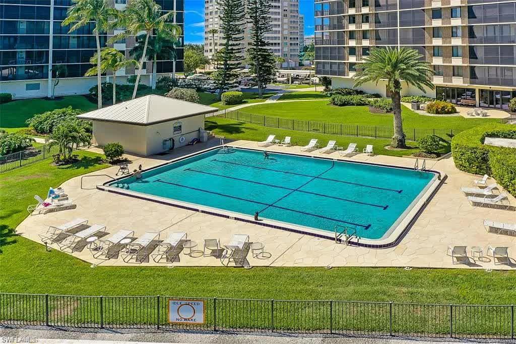 15 Bluebill AVE # 304