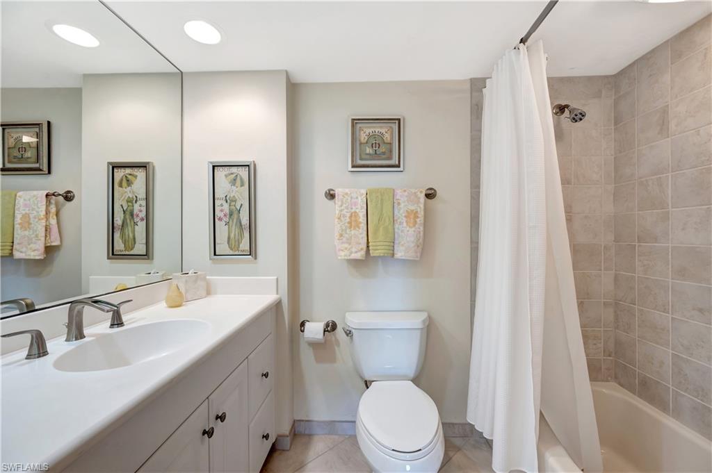 15 Bluebill AVE # 304