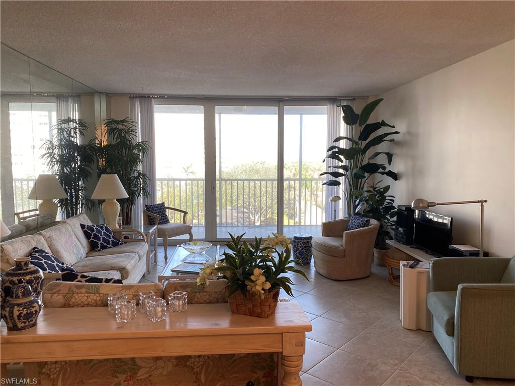 3 Bluebill AVE # 609