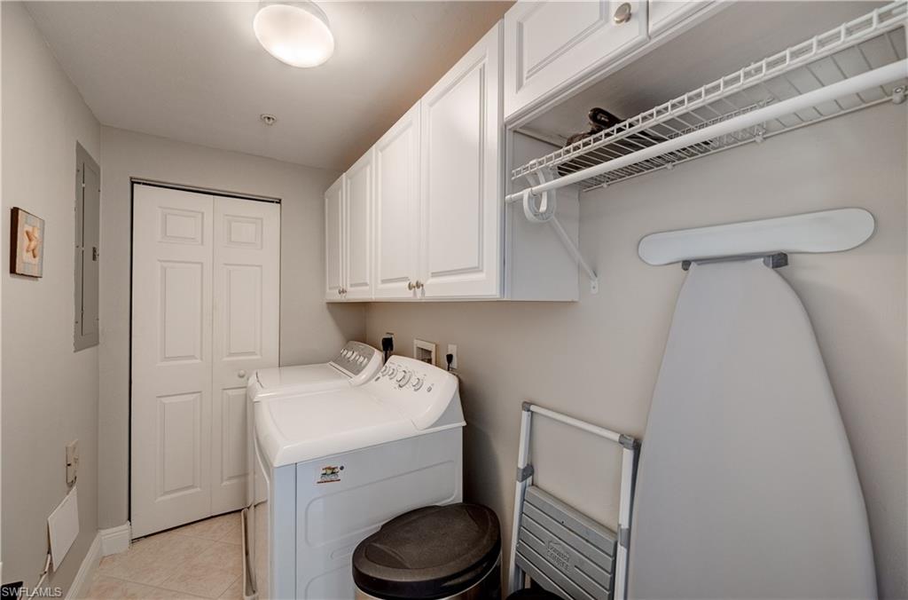 3989 Bishopwood CT E # 101