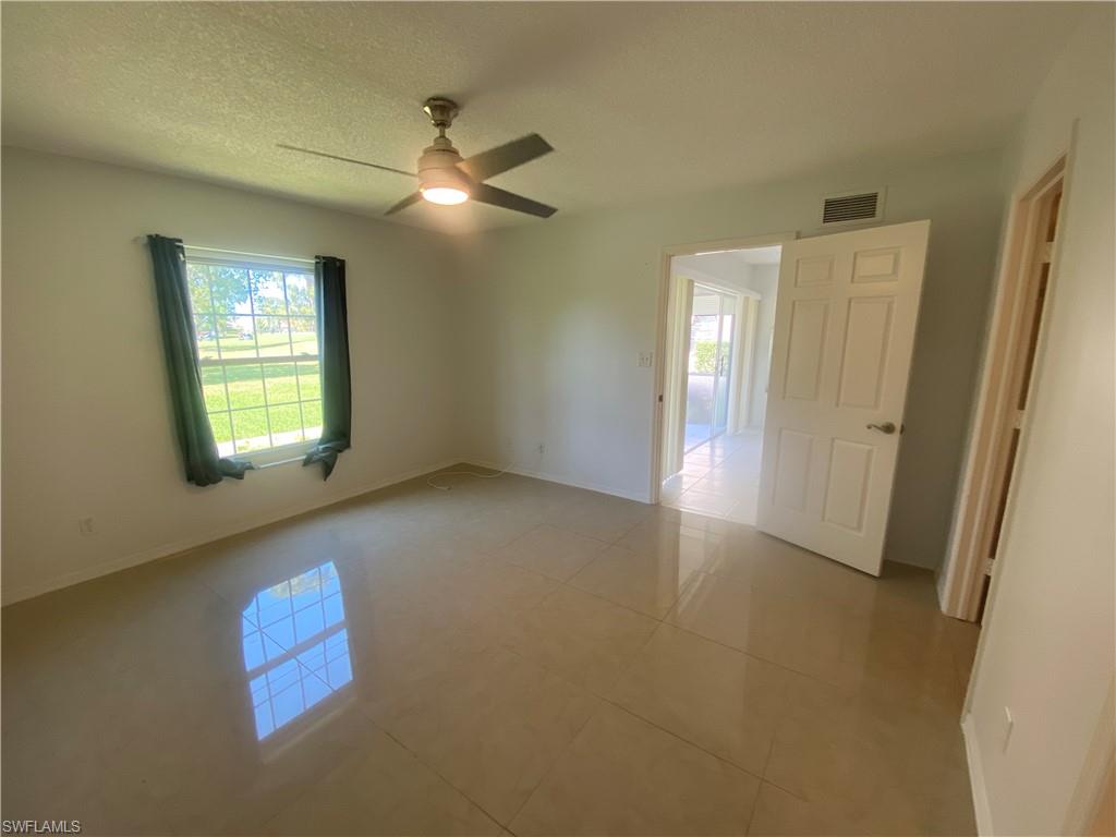 705 Augusta BLVD # 5 Unit: 705-5