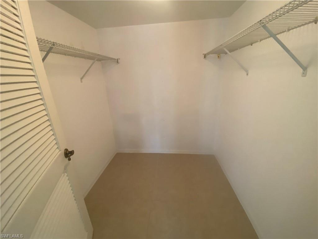 705 Augusta BLVD # 5 Unit: 705-5