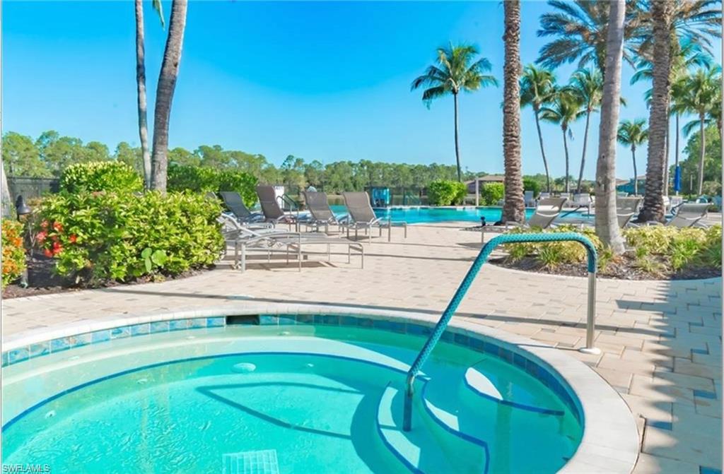 1920 Tarpon Bay DR N # 105
