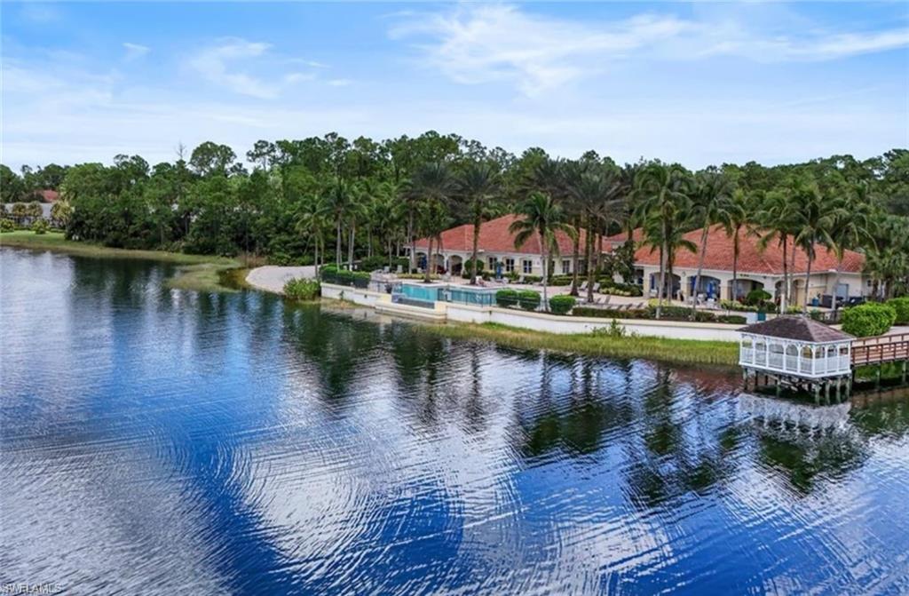 1920 Tarpon Bay DR N # 105